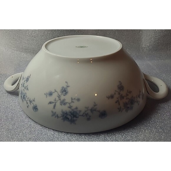 Johann Haviland, Blue Garland Serving Bowl w/handle 8" - Picture 6 of 6